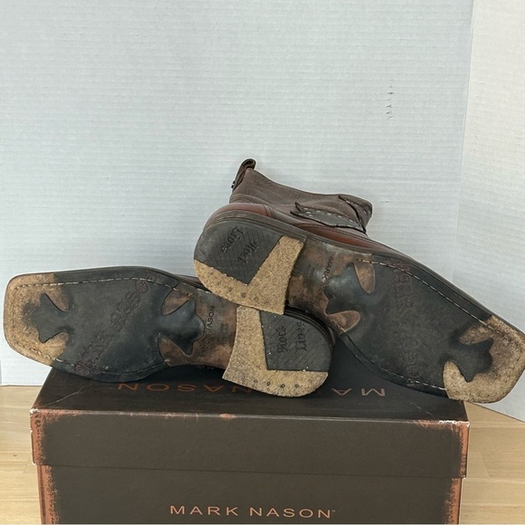 Mark Nason Rock Lives Studded Cross Dragon 'Griffin' Leather Boots/Size 7.5 - Picture 9 of 16